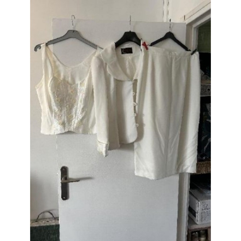 Ensemble cérémonie blanc cassée T4