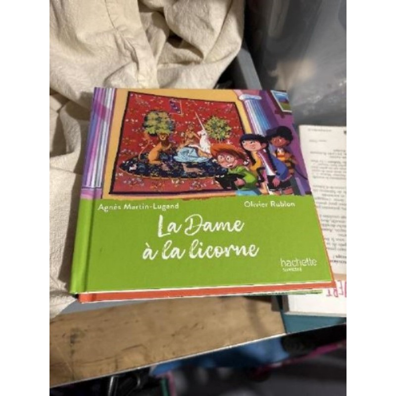 Livre la dame à la licorne neuf 