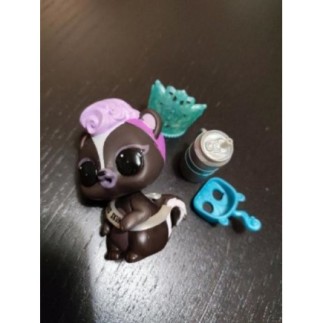 Miss Skunk Pet's LOL 