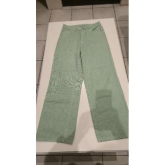 Jean vert PIMKIE taille 40....