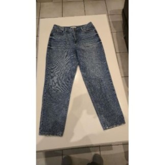 Jean bleu PIMKIE taille 38....