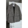 Veste PROMOD taille 38. Motifs carreaux noirs et beiges. Très bon état.