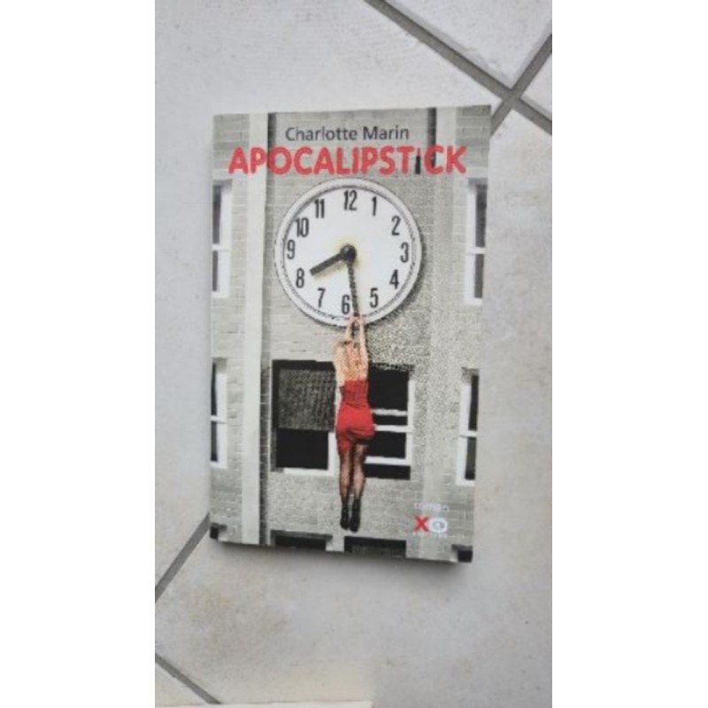 "APOCALIPSTICK" de Charlotte Marin. Roman très bon état.