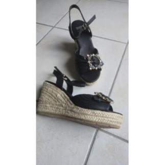 Sandales compensées BATA...