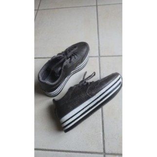 Baskets grises en...