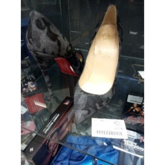 Escarpin Louboutin T 39,5