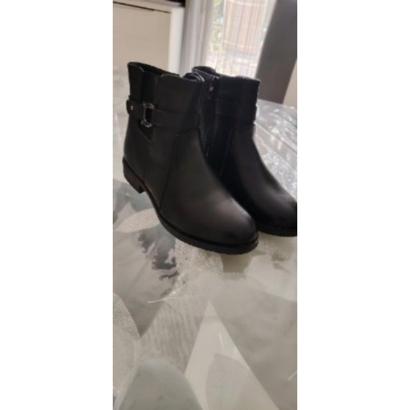 Bottine neuve taille 39 J