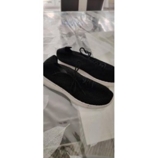 Basket noir neuve lacet T38 J