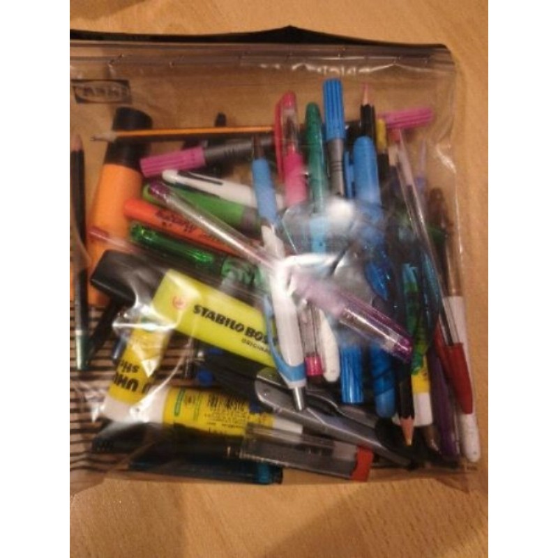 Fournitures scolaires 