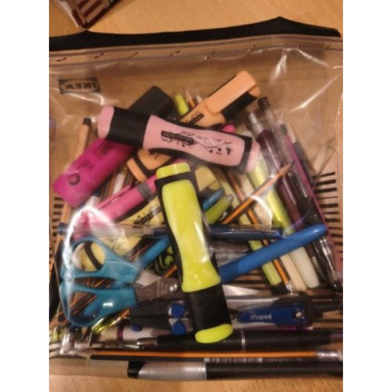 Fournitures scolaires 