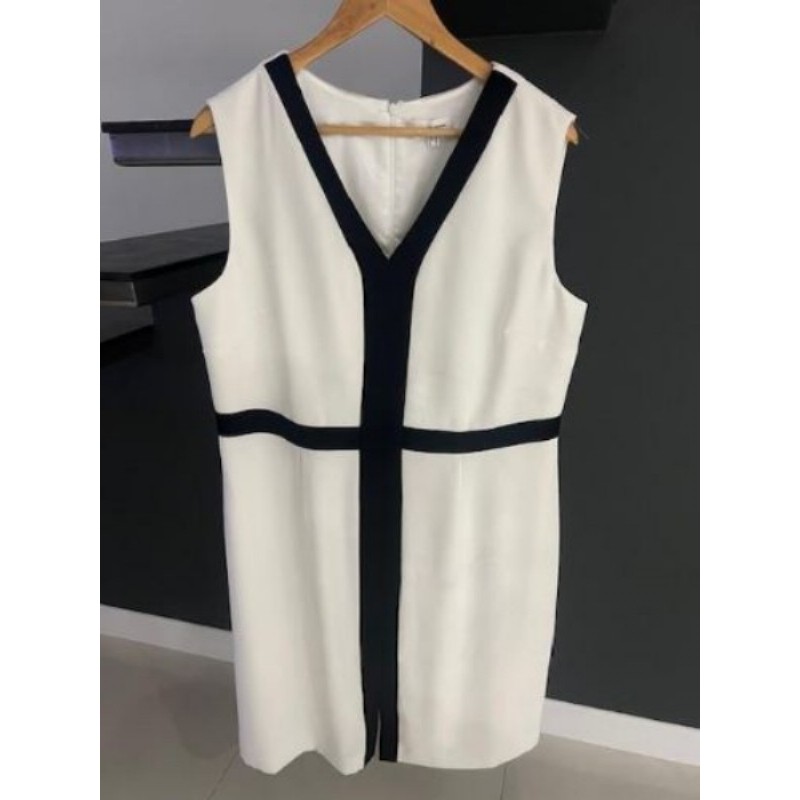 Robe noire et blanche - Marque Un Jour Ailleurs (UJA) - T46