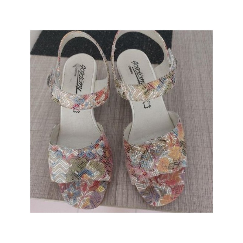 Chaussure taille 37 academy