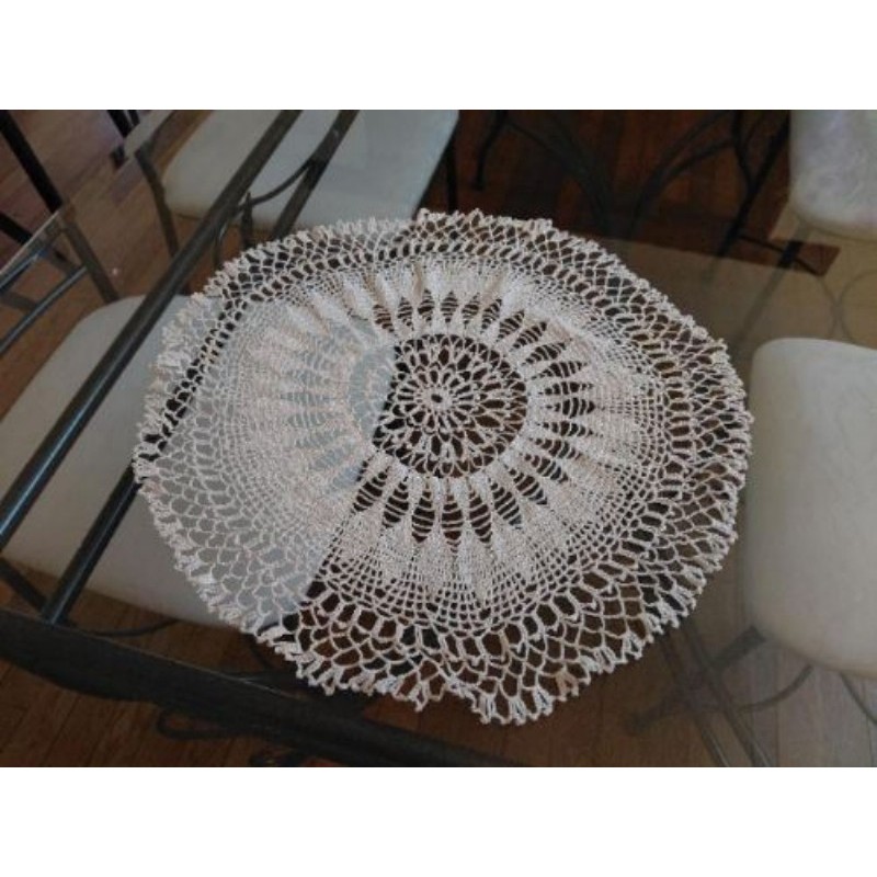 Napperon rond en dentelle
