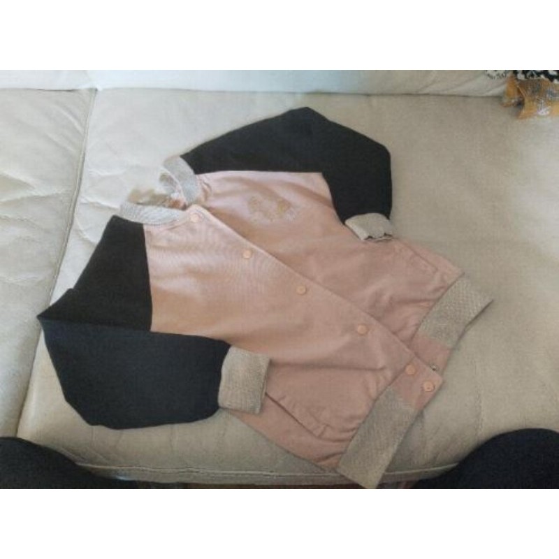 Veste teddy lulu castagnette rose et noire 6 ans très bon état 
