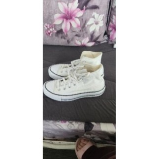 Basket converse tres bon...