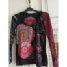 Tee-shirt Desigual fond noir Manches longues Taille 42/44