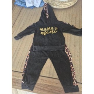 Ensemble fille 9-12 mois...