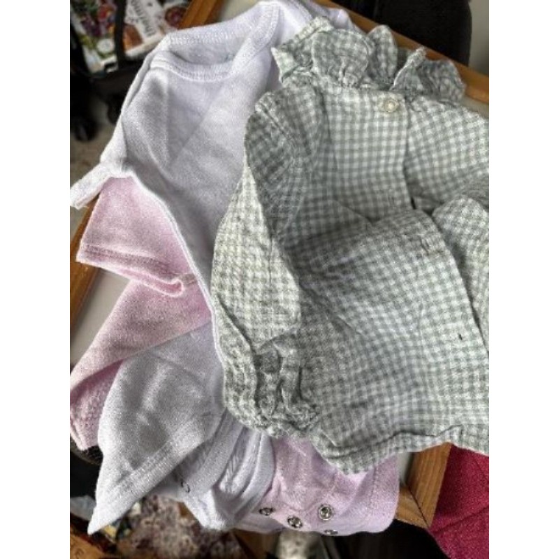 Lot 2 bodies et 1 chemise fille 
