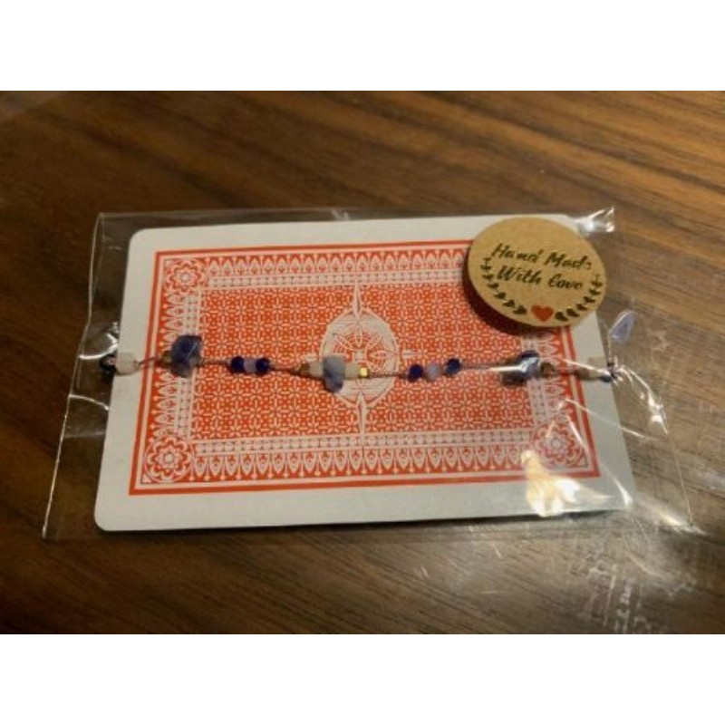 Petit bracelet fin et re´glable en pierres naturelles - neuf 