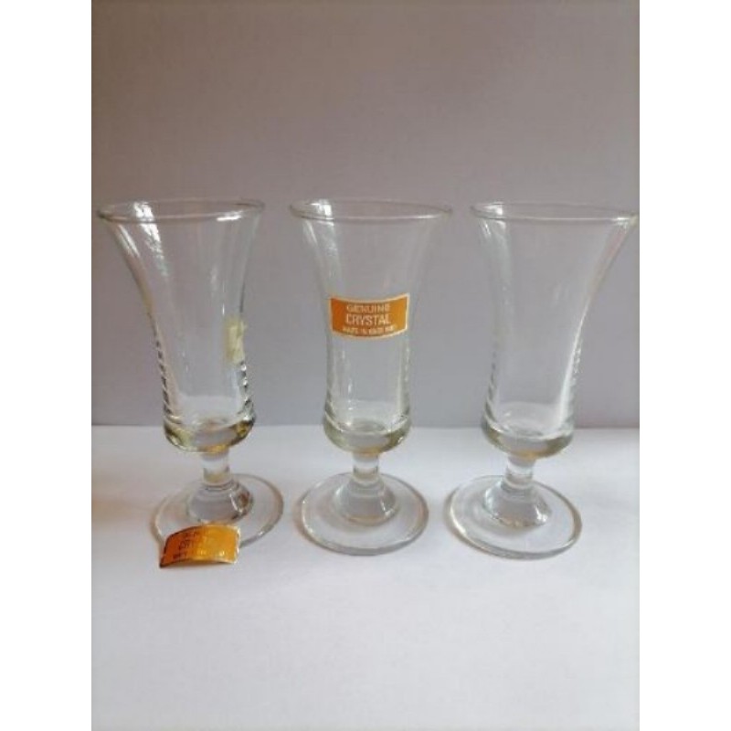 Verres à liqueur le lot de 3