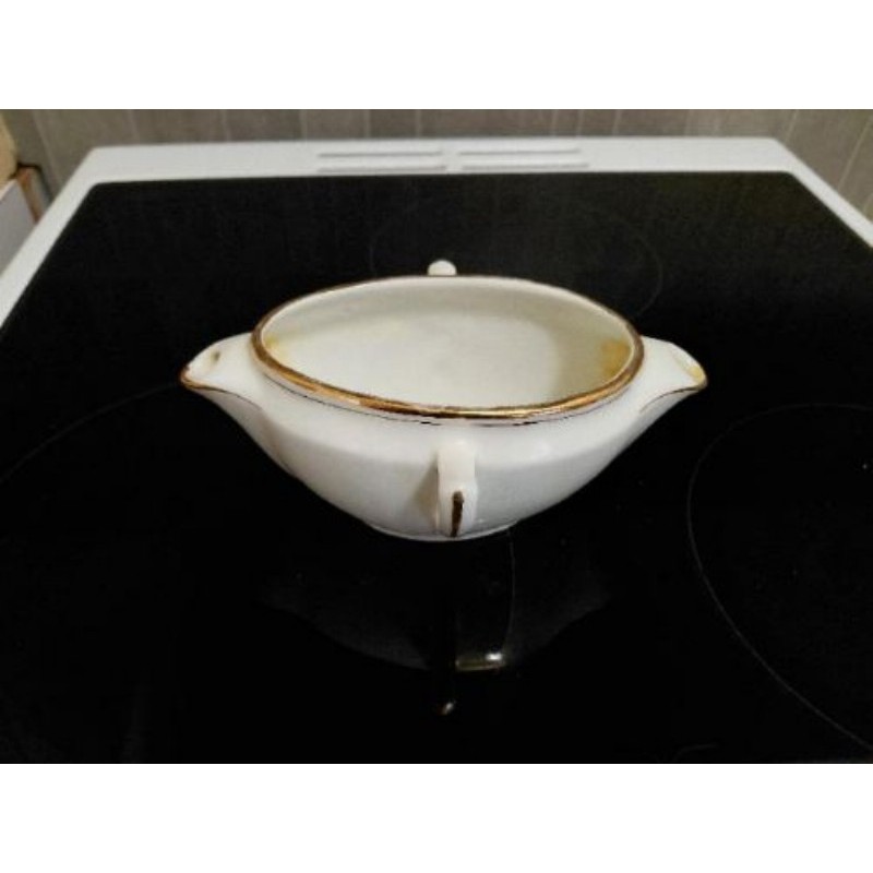 Saucière classique en porcelaine - Bordure dorée