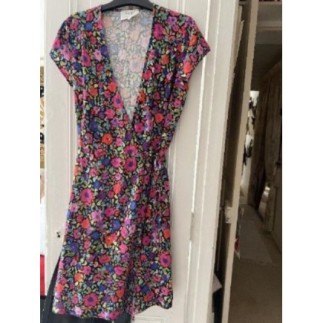 Robe colorée taille 38...