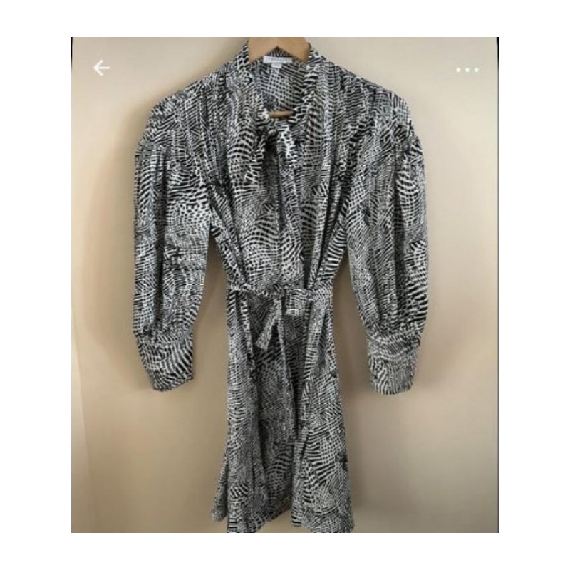 Robe motif noir et blanc