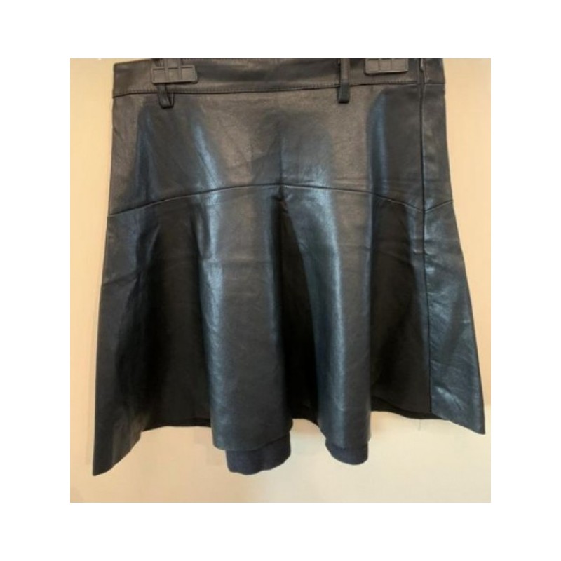 Jupe en similicuir noir