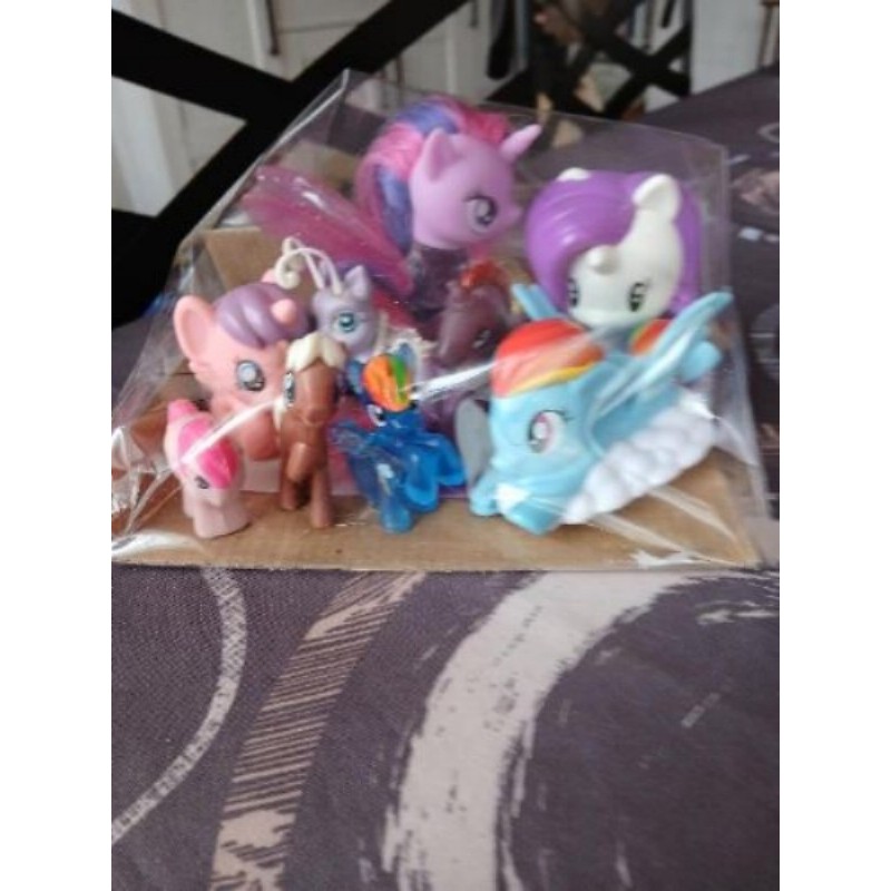 Lot de 9 petits poneys