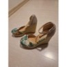 Chaussures compensées fleurs 