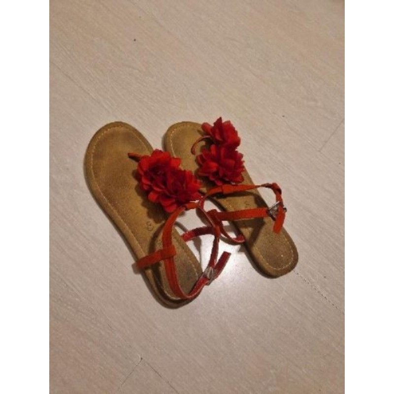 Sandales rouges 