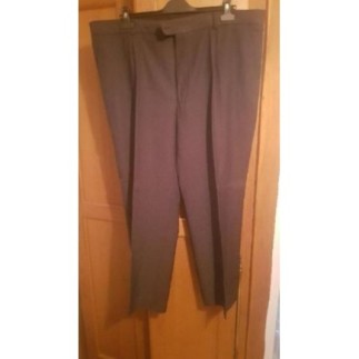 Costume Burton noir rayé. Pant taille 52  veste 58.
