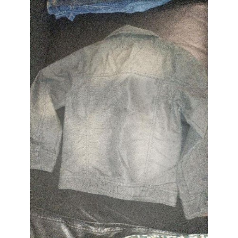 Veste en jean de marque Zzzz grise façon délavé QUASI NEUVE  pour garçon de 5 ans / 110 cm 