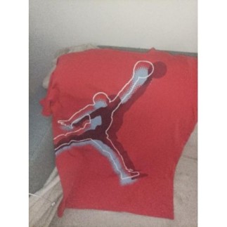 T-shirt rouge JORDAN garçon...