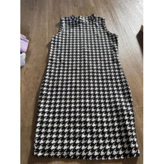 Robe SHEIN à carreau noire...