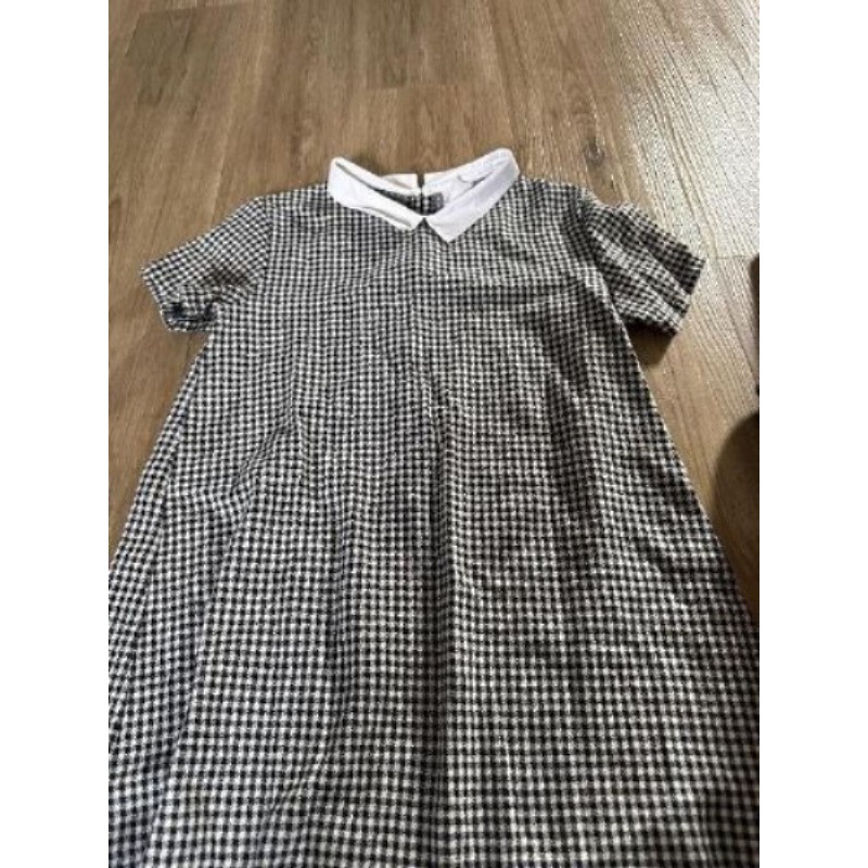 Robe à carreau noire et blanche Zara taille 10 ans 