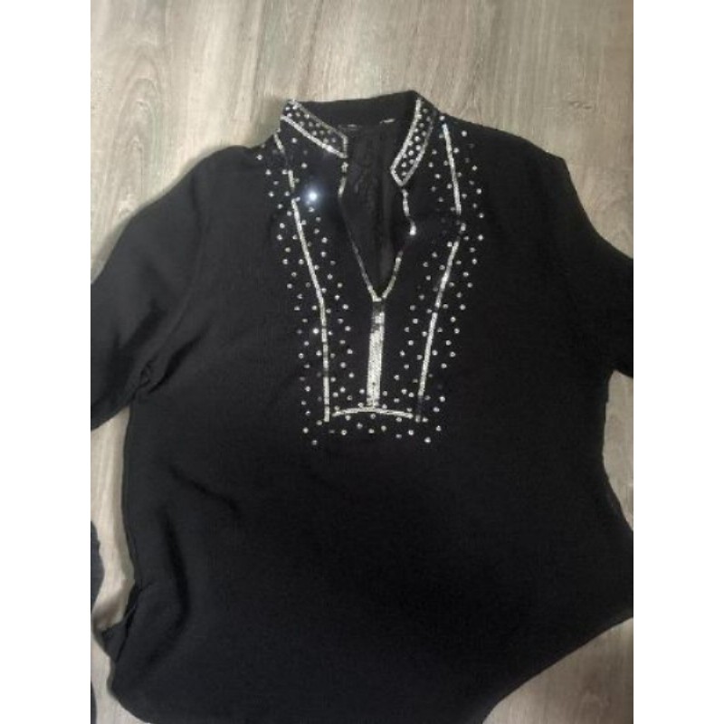 Liquette noire et paillettes argent 