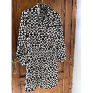 Robe beige et noire taille 40
