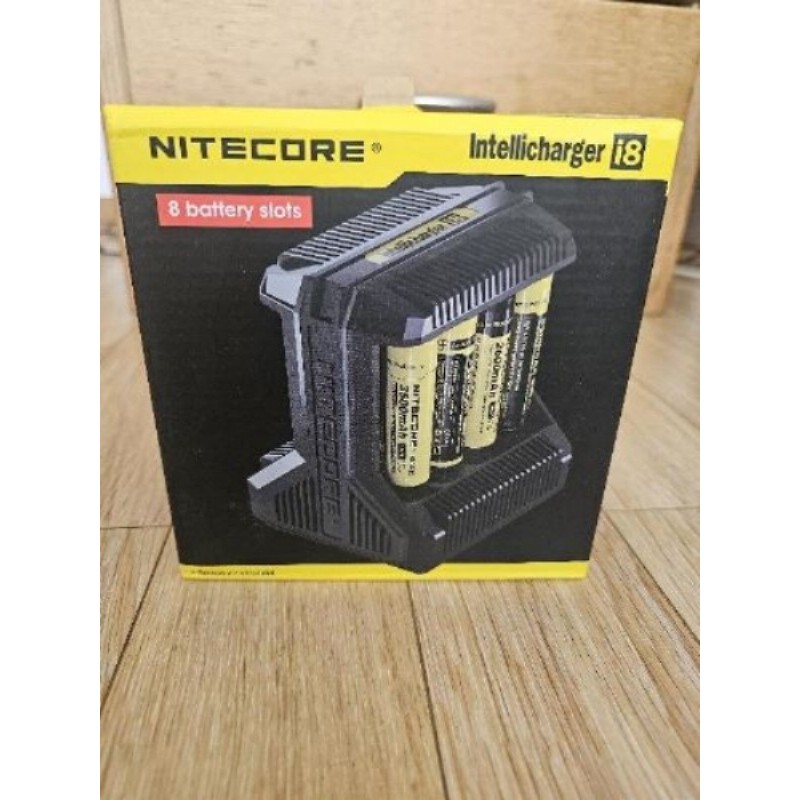 Chargeur de batterie Nitecore i8 noir Neuf