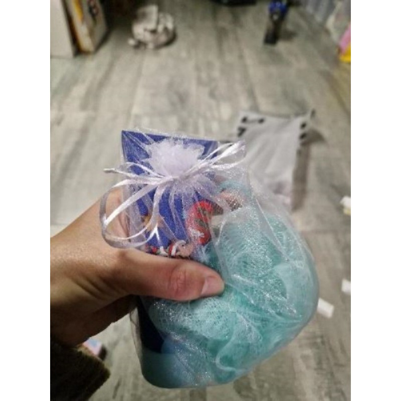 gel douche et épouche mickey neuves