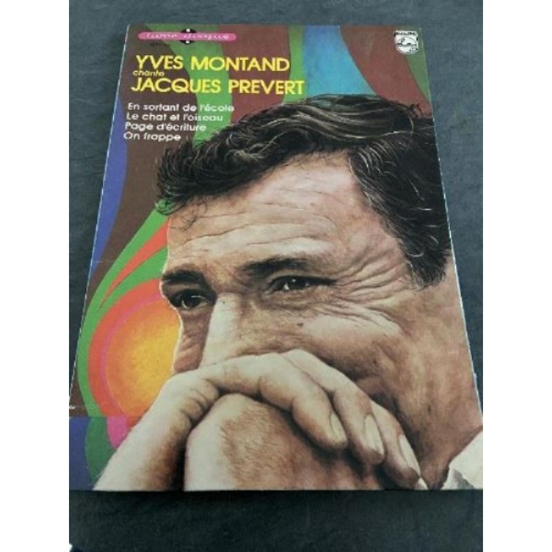 Vinyle avec les paroles Yves Montant chante Jacques Prevert