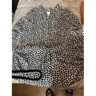 Robe chemise noir et...