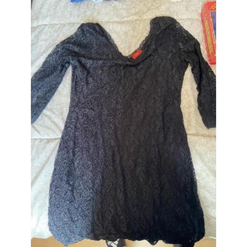 Robe noir en dentelle Tissaia taille 44