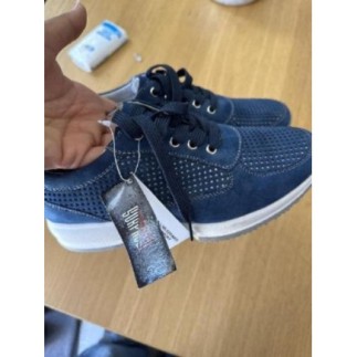 Chaussures bleu femme...