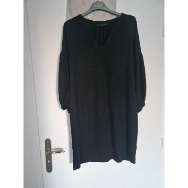 Robe noire Zara Taille M 