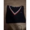 Polo Lacoste bleu nuit taille 34/36 col V 