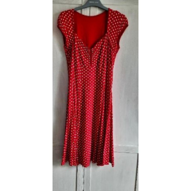 Robe fluide rouge pois blanc T 3