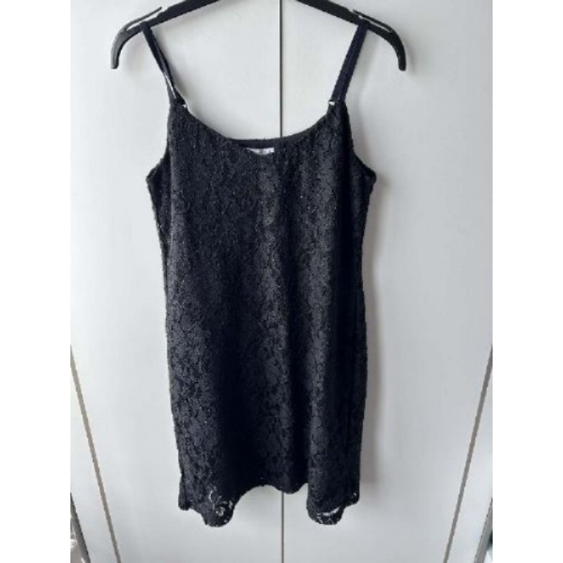 Petite robe noire à bretelles et dentelles Gémo - T.M