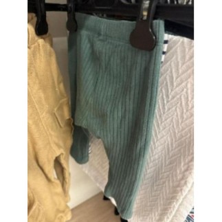 Pantalon vert bebe 9 mois
