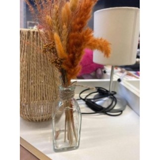 Vase de table avec fleurs...